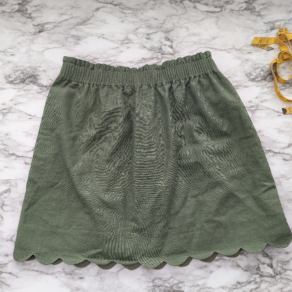 J. Crew Olive Green Linen Mini Skirt size 6 with Pockets - Picture 2 of 7